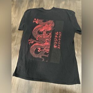 men’s graphic tee L